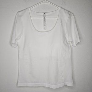 NWT Lululemon Women's White/Ebb to Street Short Sleeve Activewear Size 12